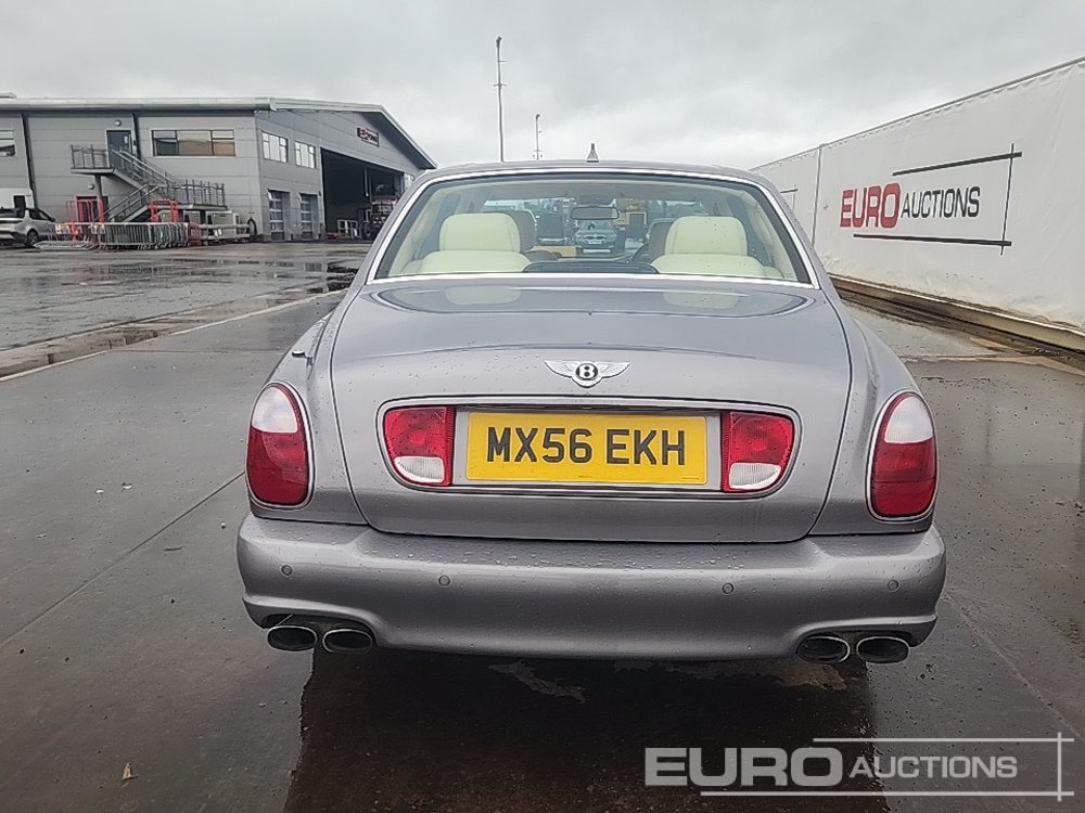 2006 Bentley Arnage - سيارة: صورة 4 2006 Bentley Arnage - سيارة: صورة 4