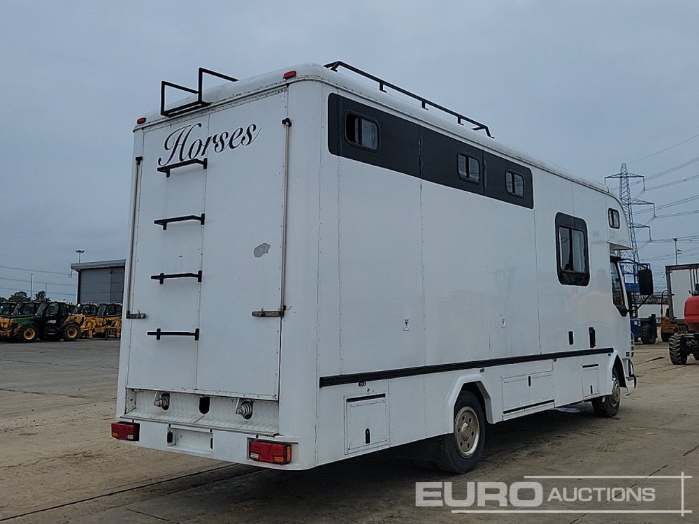 2006 DAF LF45.150 - شاحنة ماشية: صورة 5 2006 DAF LF45.150 - شاحنة ماشية: صورة 5