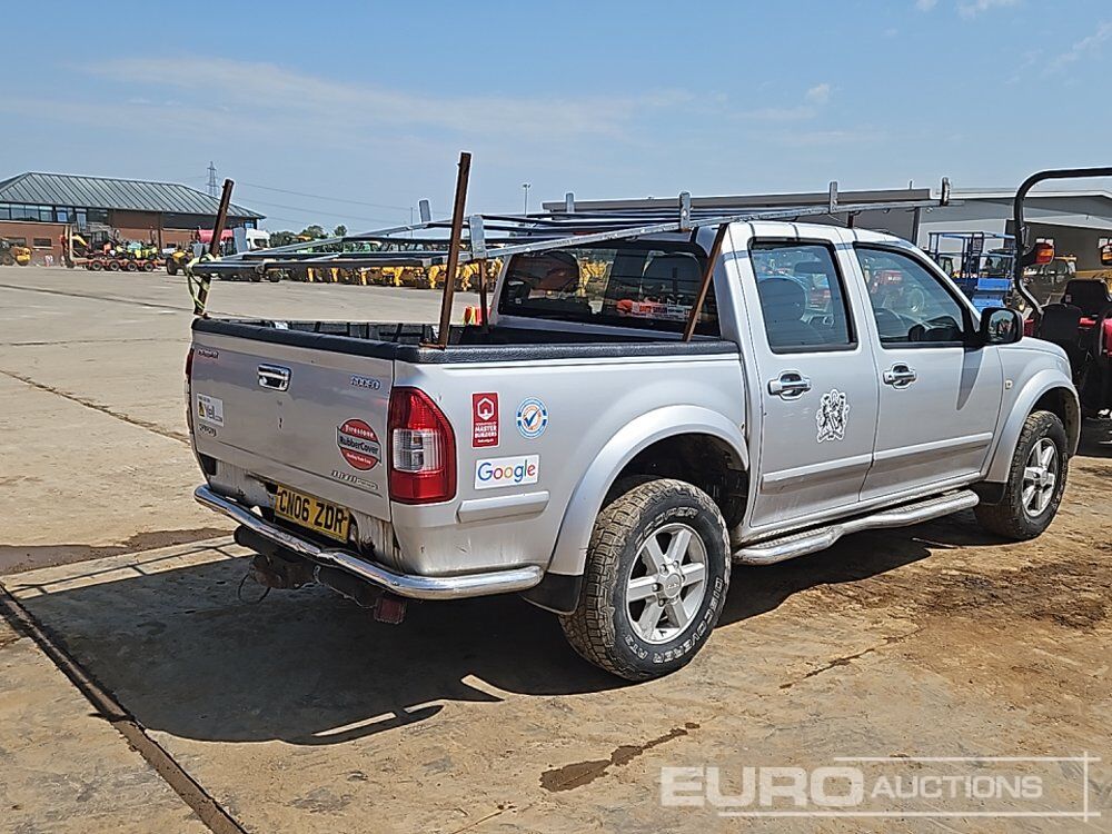2006 Isuzu Rodeo Denver - شاحنة البيك أب: صورة 5 2006 Isuzu Rodeo Denver - شاحنة البيك أب: صورة 5