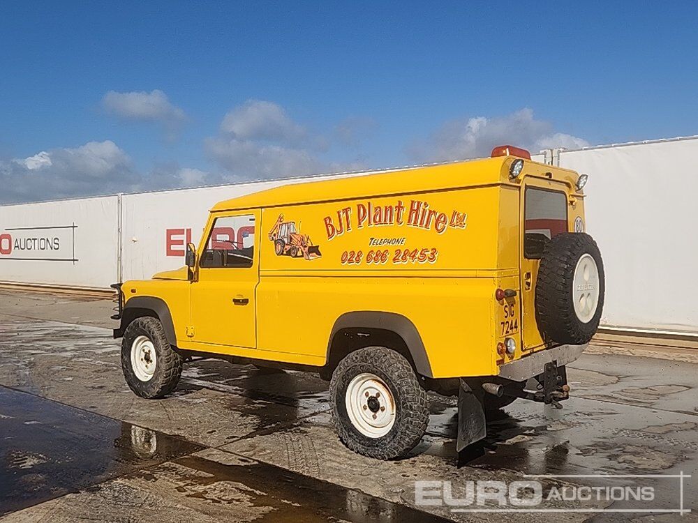 2007 Land Rover Defender 110 - سيارة دفع رباعي: صورة 3 2007 Land Rover Defender 110 - سيارة دفع رباعي: صورة 3