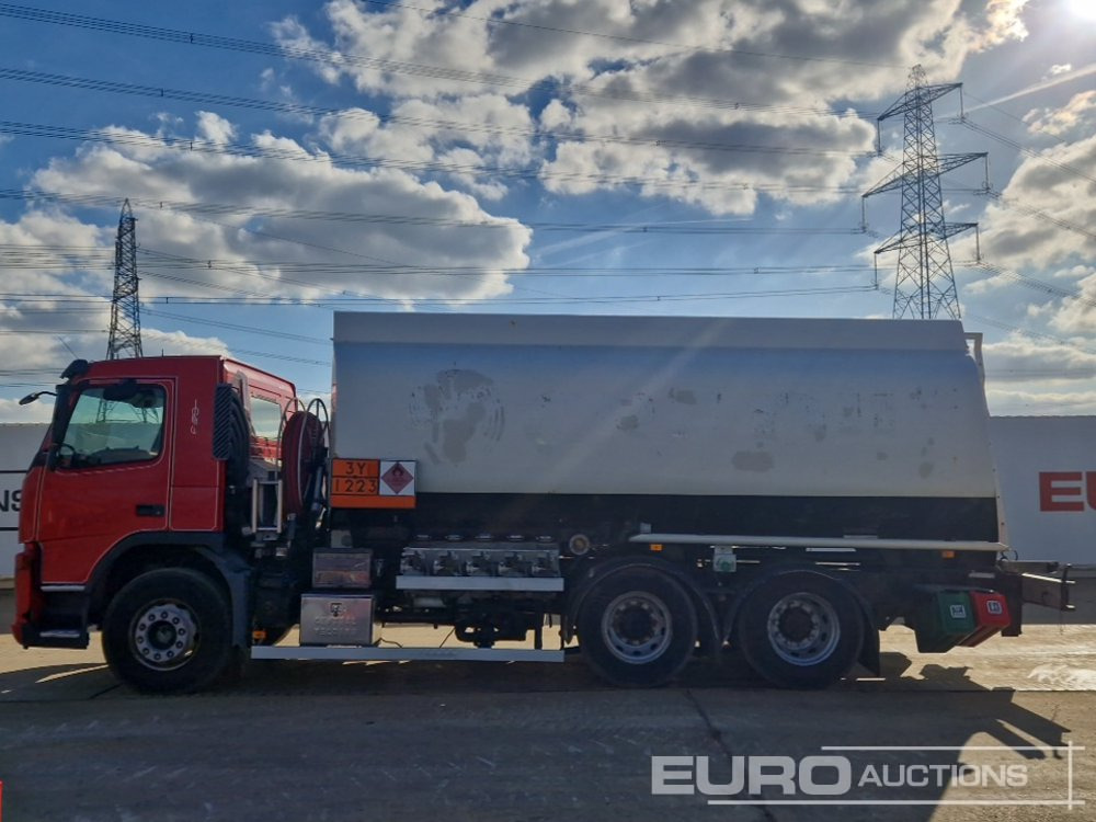 2007 Volvo FM300 - شاحنة صهريج: صورة 2 2007 Volvo FM300 - شاحنة صهريج: صورة 2