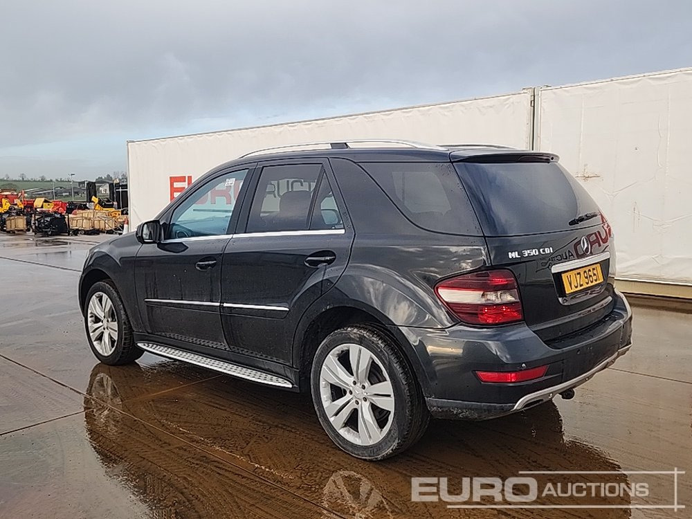 2008 Mercedes ML350 - سيارة دفع رباعي: صورة 3 2008 Mercedes ML350 - سيارة دفع رباعي: صورة 3