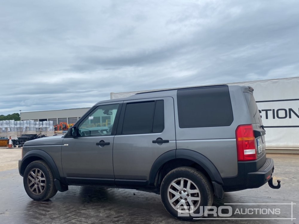 2009 Land Rover Discovery 3 - سيارة دفع رباعي: صورة 3 2009 Land Rover Discovery 3 - سيارة دفع رباعي: صورة 3