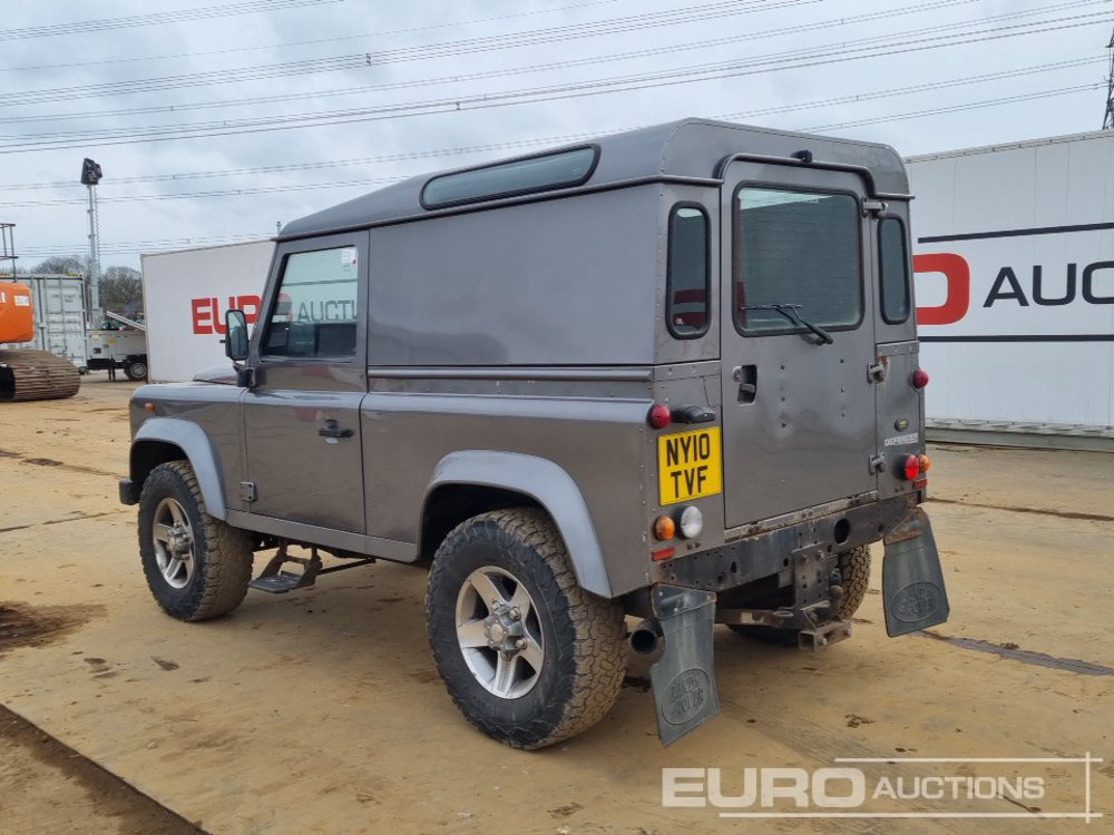 2010 Land Rover Defender - سيارة دفع رباعي: صورة 3 2010 Land Rover Defender - سيارة دفع رباعي: صورة 3