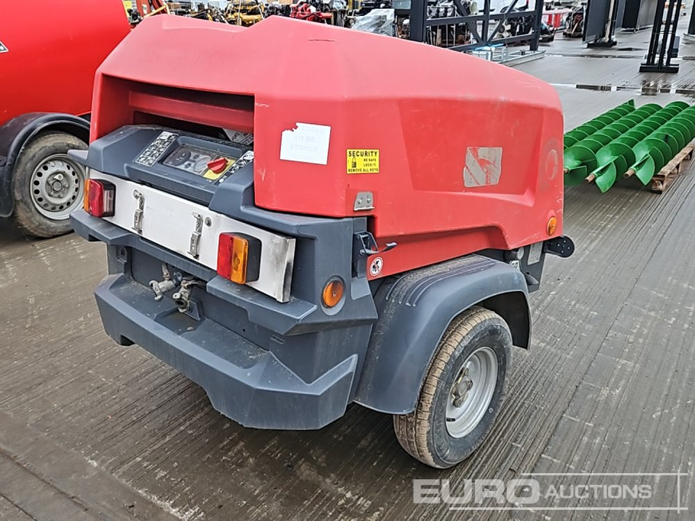 2011 Atlas Copco XAS48 - ضاغط هوائي: صورة 5 2011 Atlas Copco XAS48 - ضاغط هوائي: صورة 5