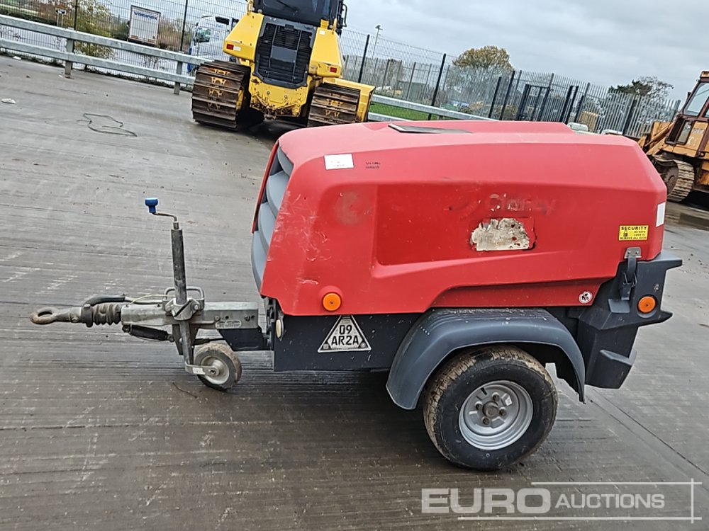 2011 Atlas Copco XAS48 - ضاغط هوائي: صورة 2 2011 Atlas Copco XAS48 - ضاغط هوائي: صورة 2