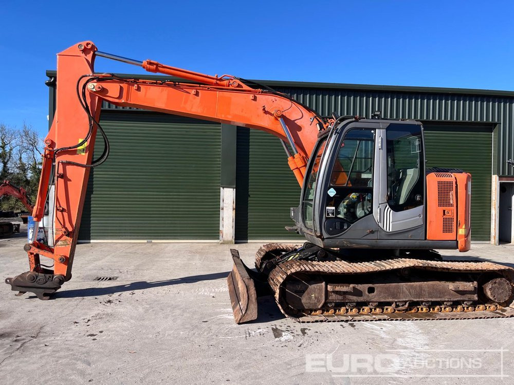 2011 Hitachi ZX135US-3 - حفار زاحف: صورة 2 2011 Hitachi ZX135US-3 - حفار زاحف: صورة 2