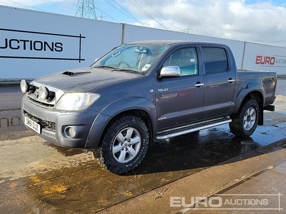 2011 Toyota Hilux - شاحنة البيك أب: صورة 1 2011 Toyota Hilux - شاحنة البيك أب: صورة 1