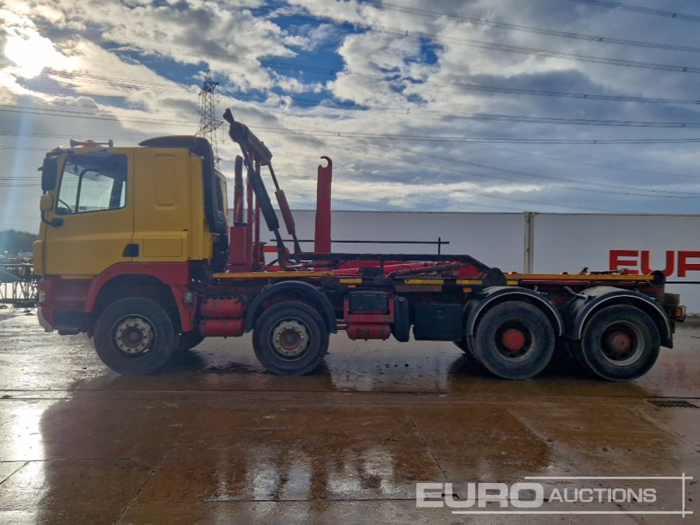 2012 DAF CF85-410 - شاحنة برافعة خطافية: صورة 2 2012 DAF CF85-410 - شاحنة برافعة خطافية: صورة 2