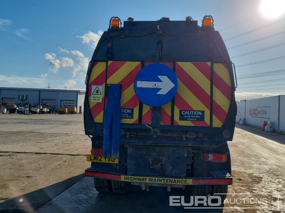 2012 DAF LF55.220 - سياره كنس شوارع: صورة 4 2012 DAF LF55.220 - سياره كنس شوارع: صورة 4