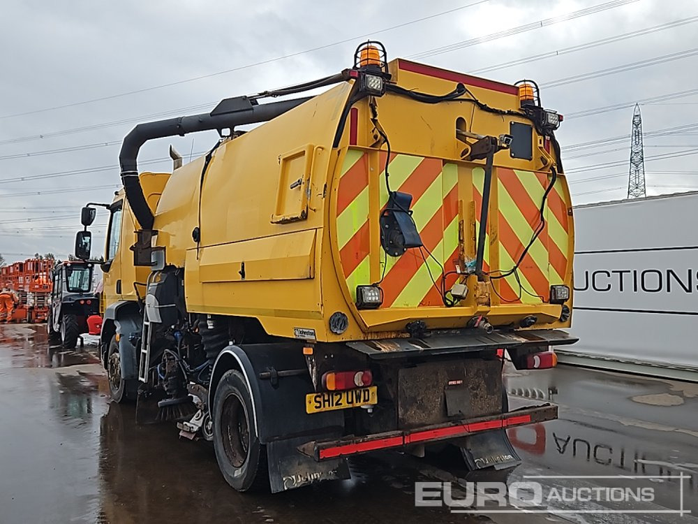 2012 DAF LF55.220 - سياره كنس شوارع: صورة 3 2012 DAF LF55.220 - سياره كنس شوارع: صورة 3