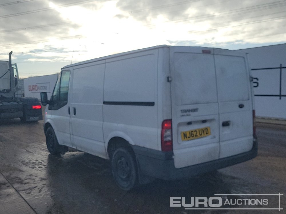 2012 Ford Transit 100 T280 - شاحنة توصيل مغلقة: صورة 3 2012 Ford Transit 100 T280 - شاحنة توصيل مغلقة: صورة 3