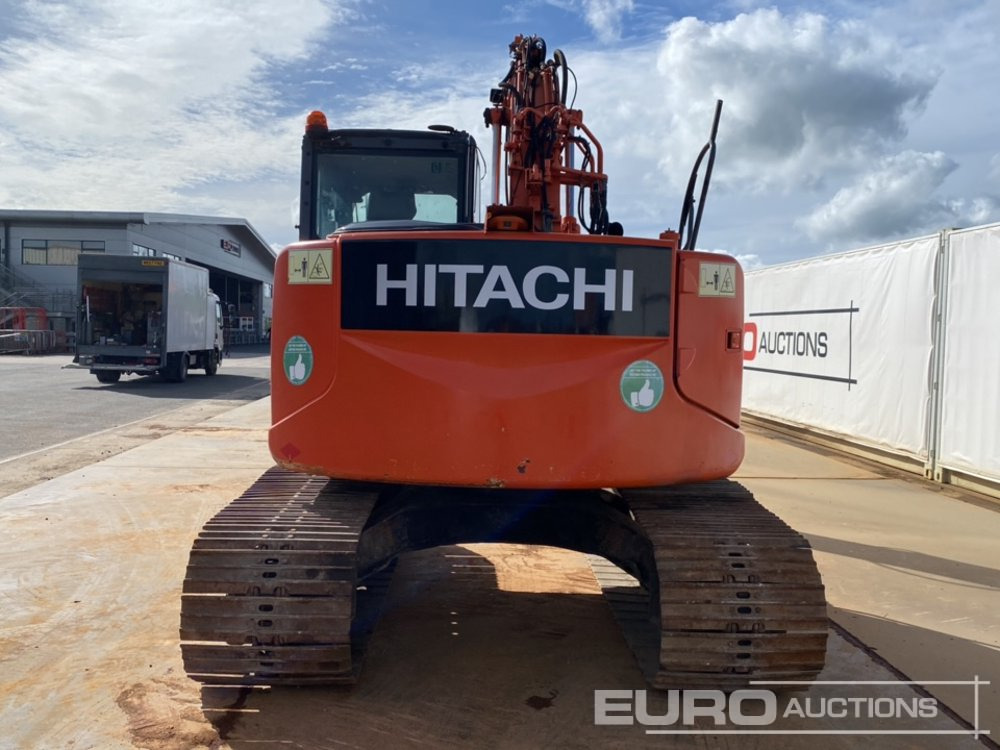2012 Hitachi ZX135US-3 - حفار زاحف: صورة 4 2012 Hitachi ZX135US-3 - حفار زاحف: صورة 4