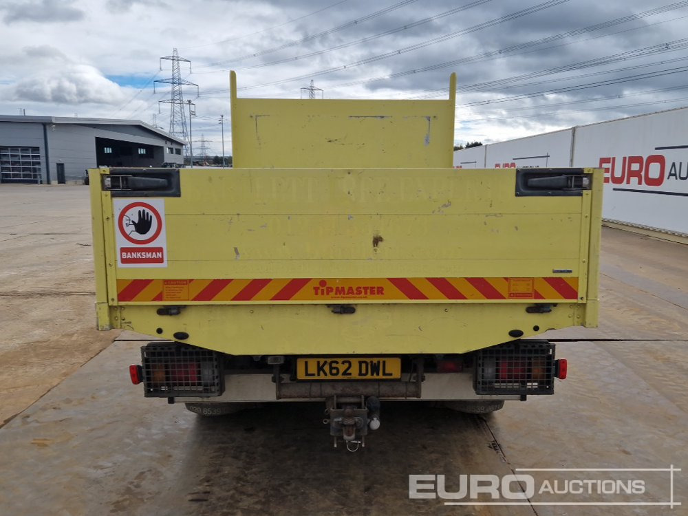 2012 Isuzu NPR-6 N62.150M - شاحنات مسطحة: صورة 4 2012 Isuzu NPR-6 N62.150M - شاحنات مسطحة: صورة 4