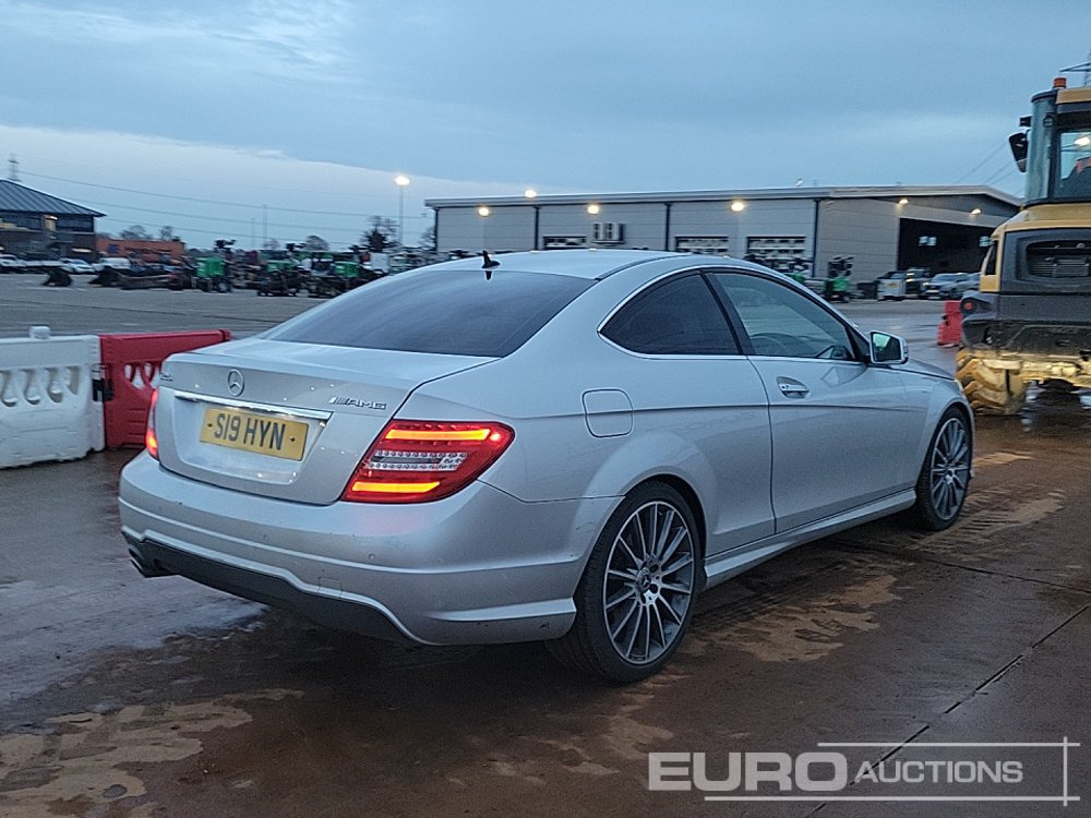 2012 Mercedes C220 CDI - سيارة: صورة 5 2012 Mercedes C220 CDI - سيارة: صورة 5