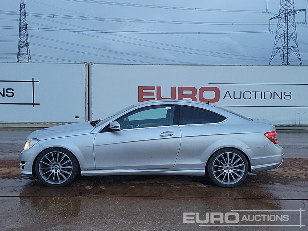 2012 Mercedes C220 CDI - سيارة: صورة 2 2012 Mercedes C220 CDI - سيارة: صورة 2