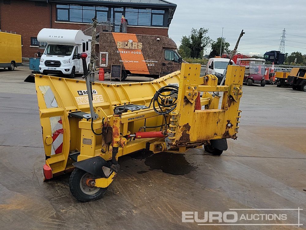 2012 Rasco Hydraulic Tilting Snow Plough - آلات زراعية: صورة 3 2012 Rasco Hydraulic Tilting Snow Plough - آلات زراعية: صورة 3