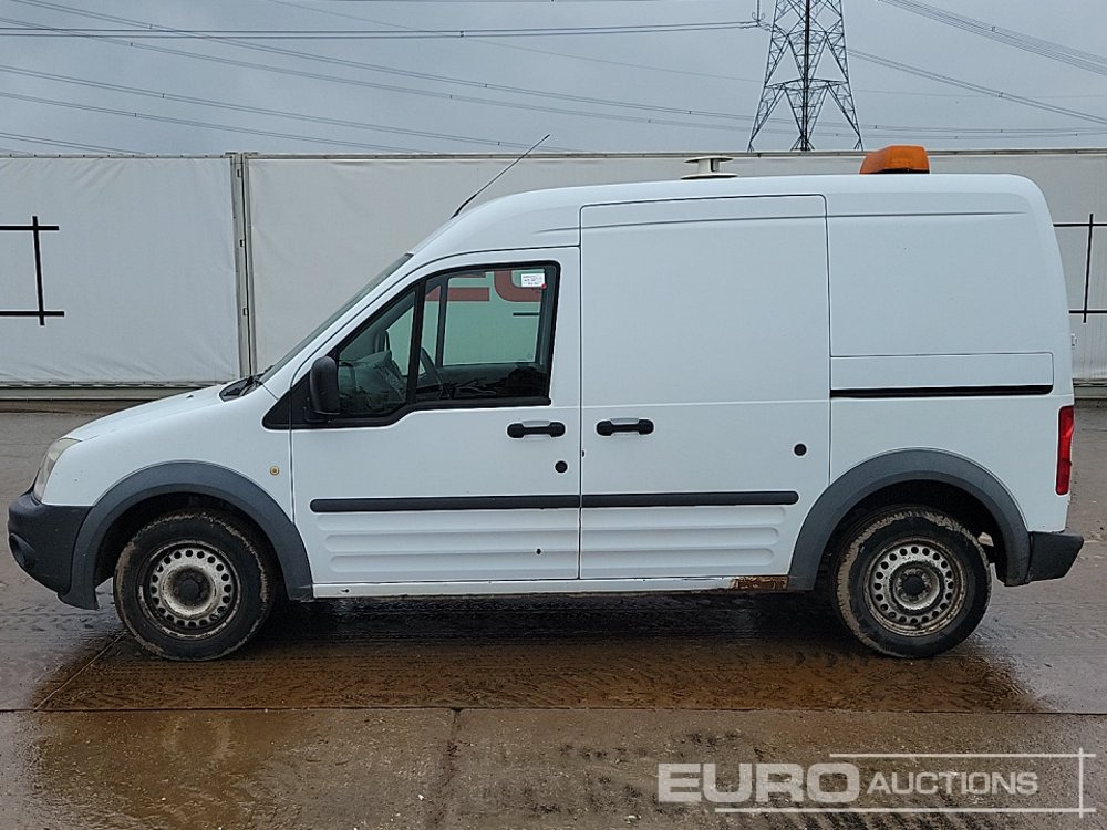 2013 Ford Transit Connect - شاحنة توصيل مغلقة: صورة 2 2013 Ford Transit Connect - شاحنة توصيل مغلقة: صورة 2
