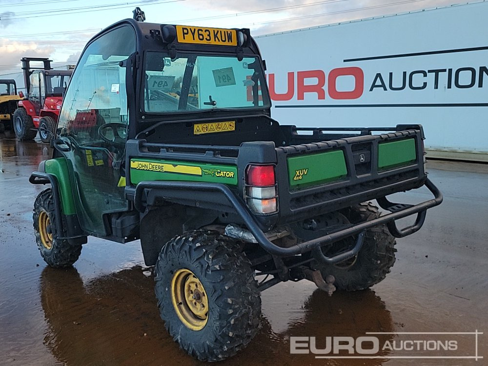 2013 John Deere Gator - عربة جميع التضاريس/ رباعية العجلات: صورة 3 2013 John Deere Gator - عربة جميع التضاريس/ رباعية العجلات: صورة 3