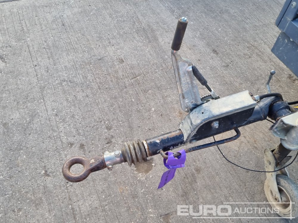 ضاغط هوائي 2014 Atlas Copco XAS67: صورة 12