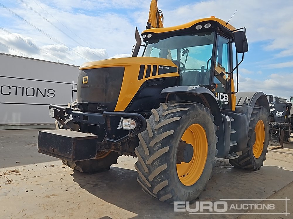 2014 JCB Fastrac 3230 - جرار: صورة 1 2014 JCB Fastrac 3230 - جرار: صورة 1