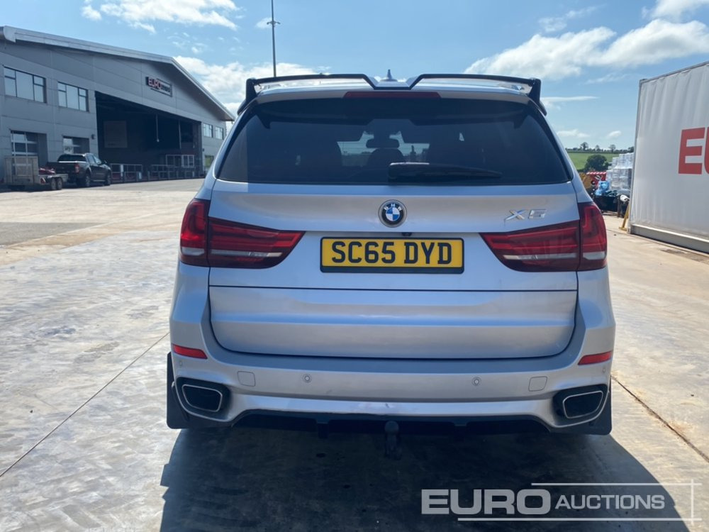 2015 BMW X5 - سيارة دفع رباعي: صورة 4 2015 BMW X5 - سيارة دفع رباعي: صورة 4