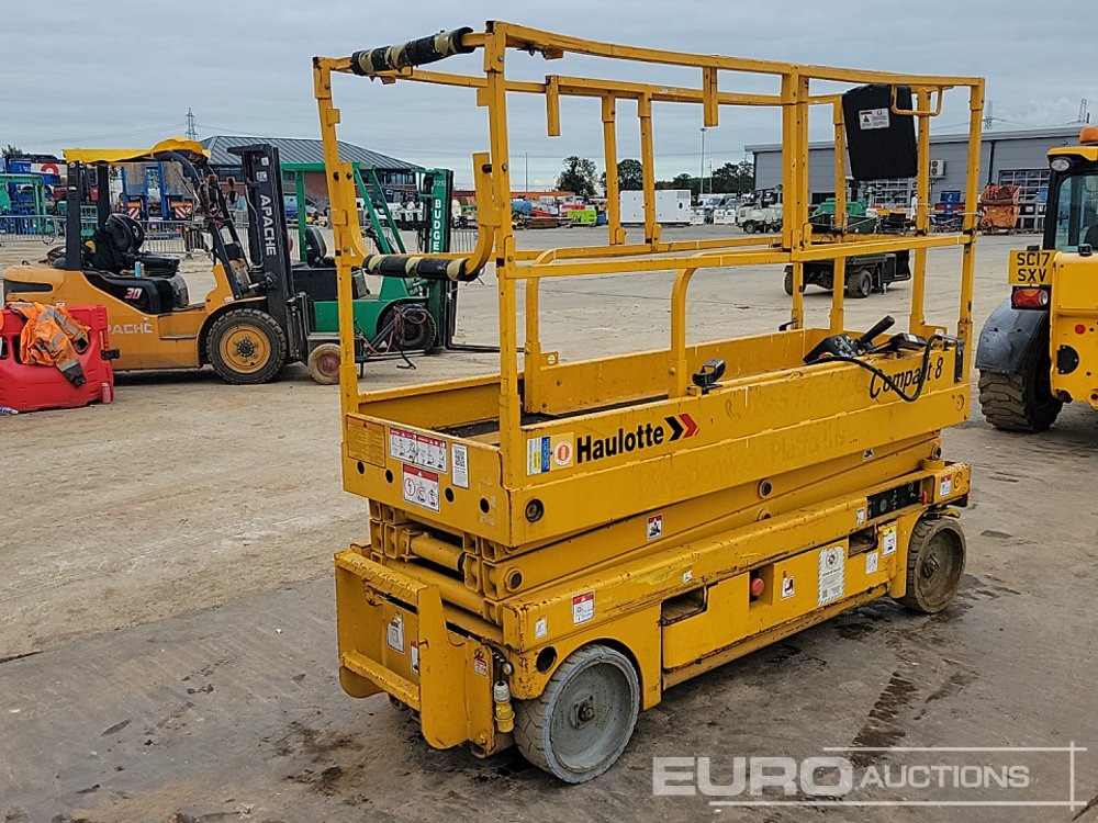 2015 Haulotte Compact 8 - منصة جومحمولةية: صورة 5 2015 Haulotte Compact 8 - منصة جومحمولةية: صورة 5