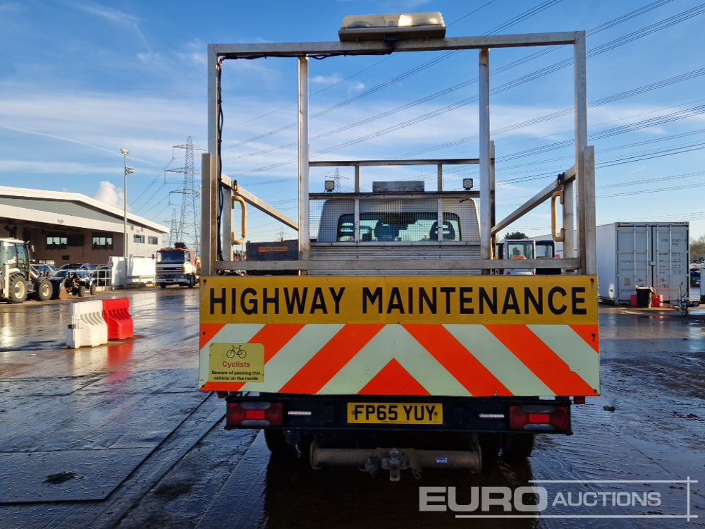 2015 Iveco Daily 35C13 - شاحنة توصيل مفتوحة: صورة 4 2015 Iveco Daily 35C13 - شاحنة توصيل مفتوحة: صورة 4