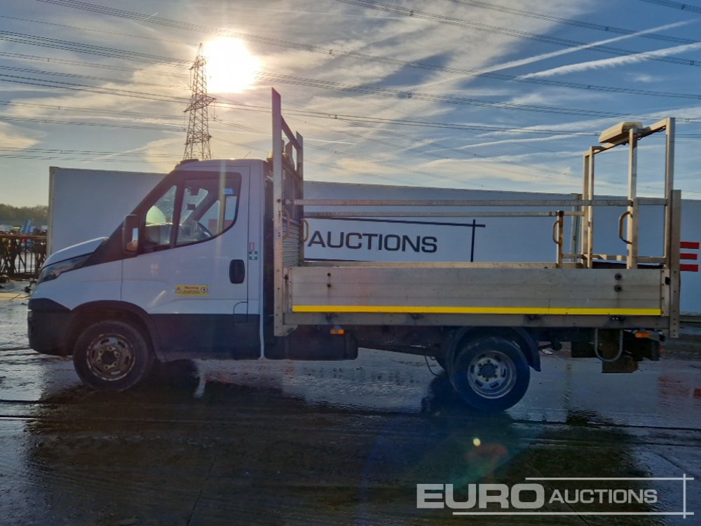 2015 Iveco Daily 35C13 - شاحنة توصيل مفتوحة: صورة 2 2015 Iveco Daily 35C13 - شاحنة توصيل مفتوحة: صورة 2
