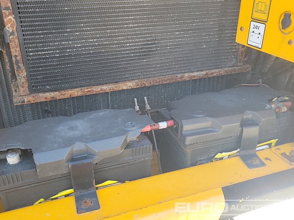 حفار زاحف 2015 JCB JS160: صورة 30