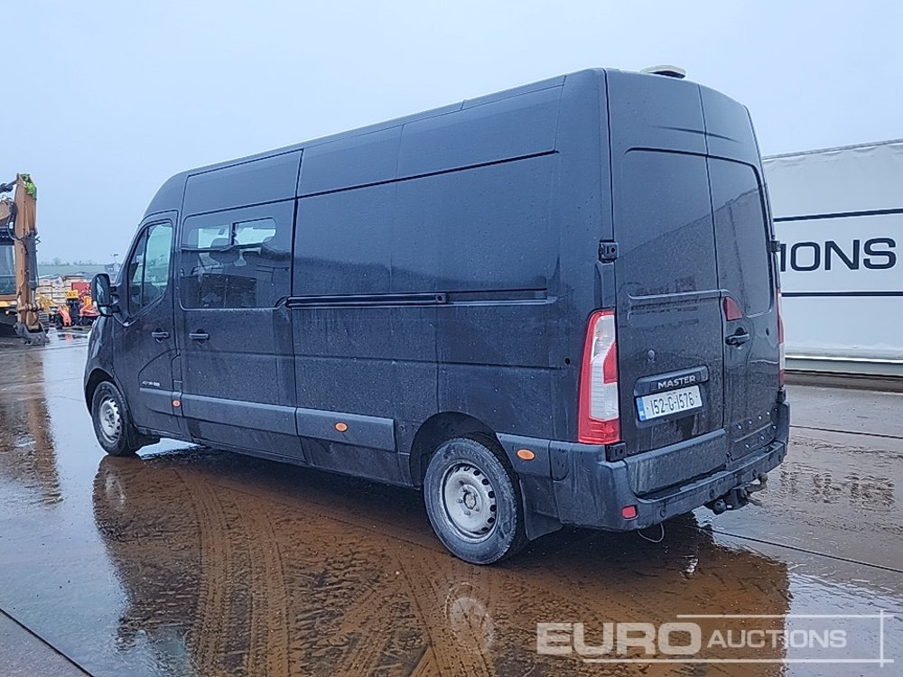 2015 Renault Master - شاحنة توصيل مغلقة: صورة 3 2015 Renault Master - شاحنة توصيل مغلقة: صورة 3