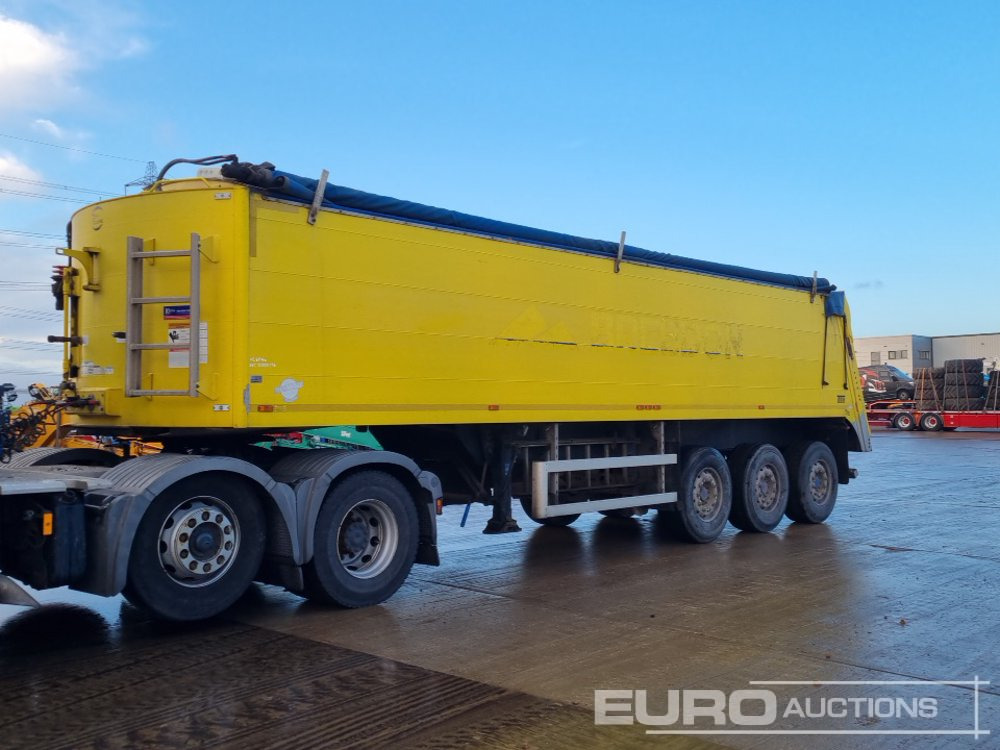 2015 Titan Tri Axle Bulk Walking Floor Trailer, Front Lift Axle, Easy Sheet - نصف مقطورة ذات أرضية سير: صورة 1 2015 Titan Tri Axle Bulk Walking Floor Trailer, Front Lift Axle, Easy Sheet - نصف مقطورة ذات أرضية سير: صورة 1