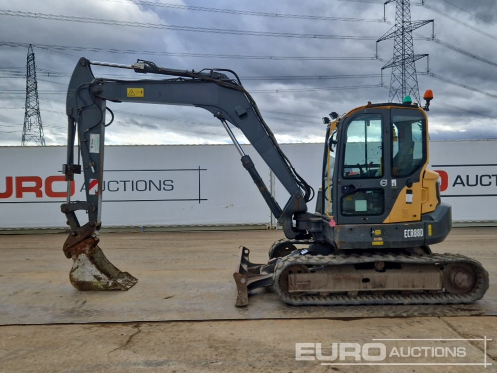 2015 Volvo ECR88D - حفار صغير: صورة 2 2015 Volvo ECR88D - حفار صغير: صورة 2