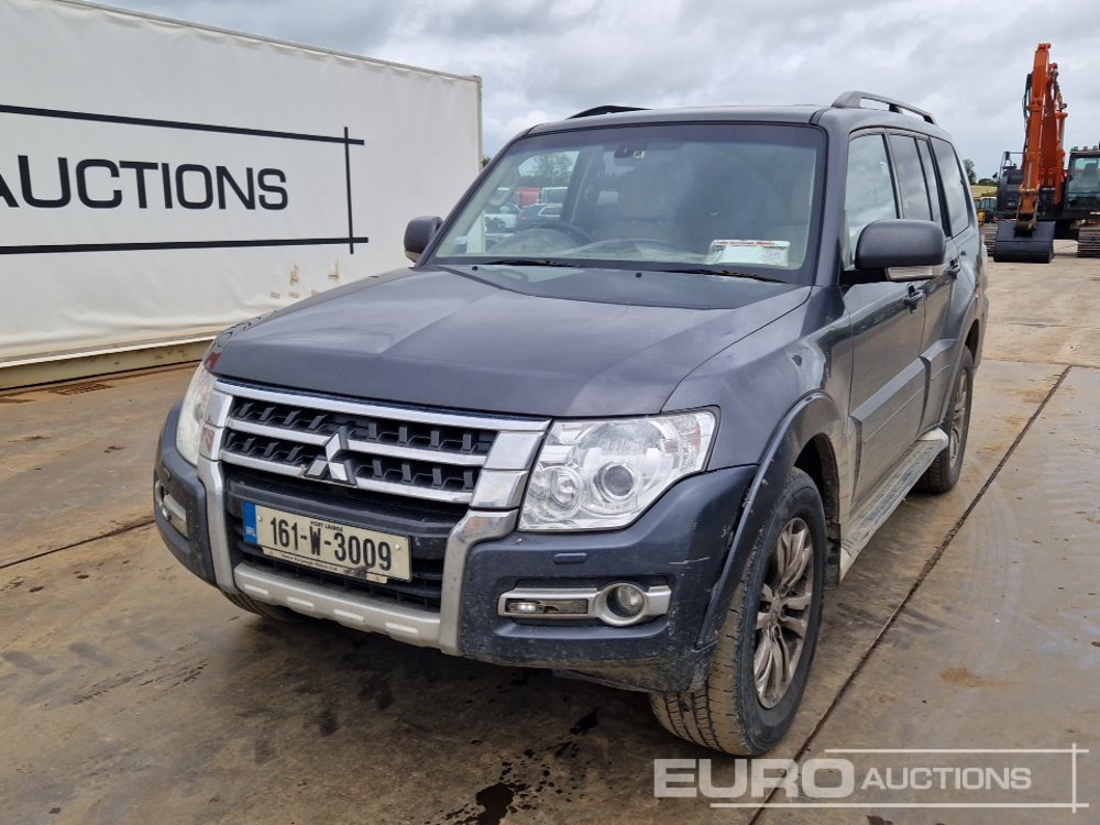 2016 Mitsubishi Pajero - سيارة دفع رباعي: صورة 1 2016 Mitsubishi Pajero - سيارة دفع رباعي: صورة 1