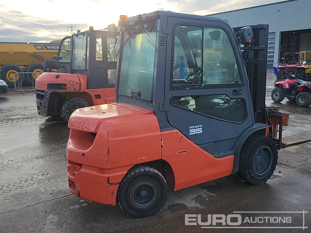 2016 Toyota 8FDJF35 - رافعة شوكية: صورة 5 2016 Toyota 8FDJF35 - رافعة شوكية: صورة 5