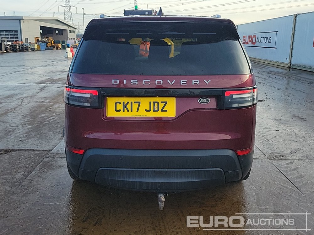 2017 Land Rover Discovery - سيارة دفع رباعي: صورة 4 2017 Land Rover Discovery - سيارة دفع رباعي: صورة 4