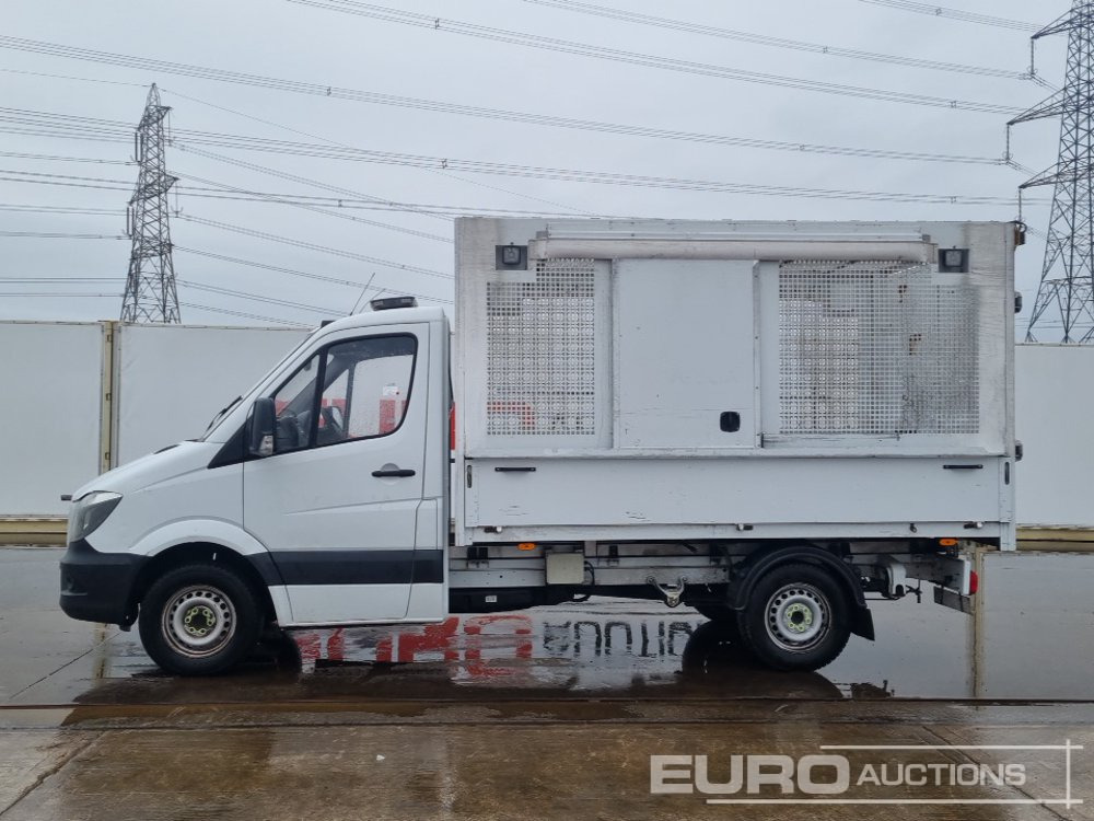 2017 Mercedes Sprinter - قلاب صغير: صورة 2 2017 Mercedes Sprinter - قلاب صغير: صورة 2