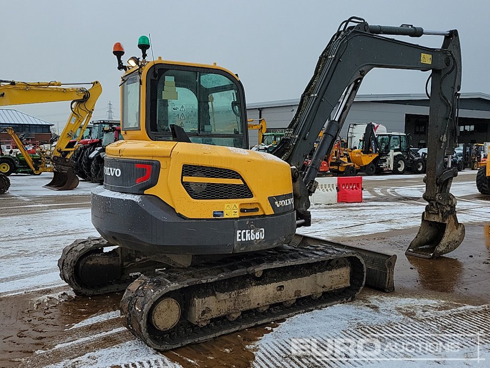 2017 Volvo ECR88D - حفار صغير: صورة 5 2017 Volvo ECR88D - حفار صغير: صورة 5