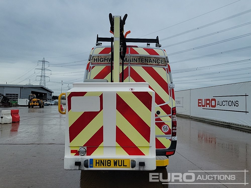 2018 Mercedes Sprinter - ميكروباص: صورة 4 2018 Mercedes Sprinter - ميكروباص: صورة 4