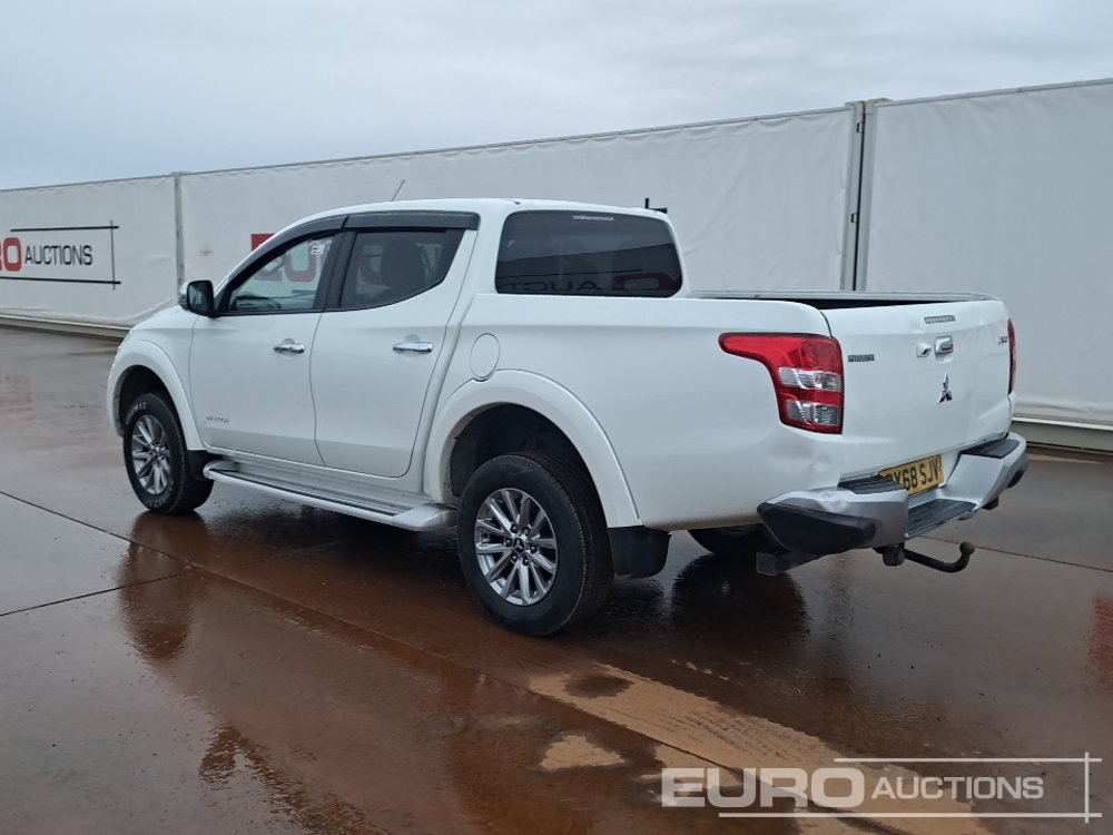 2018 Mitsubishi L200 Warrior - شاحنة البيك أب: صورة 3 2018 Mitsubishi L200 Warrior - شاحنة البيك أب: صورة 3