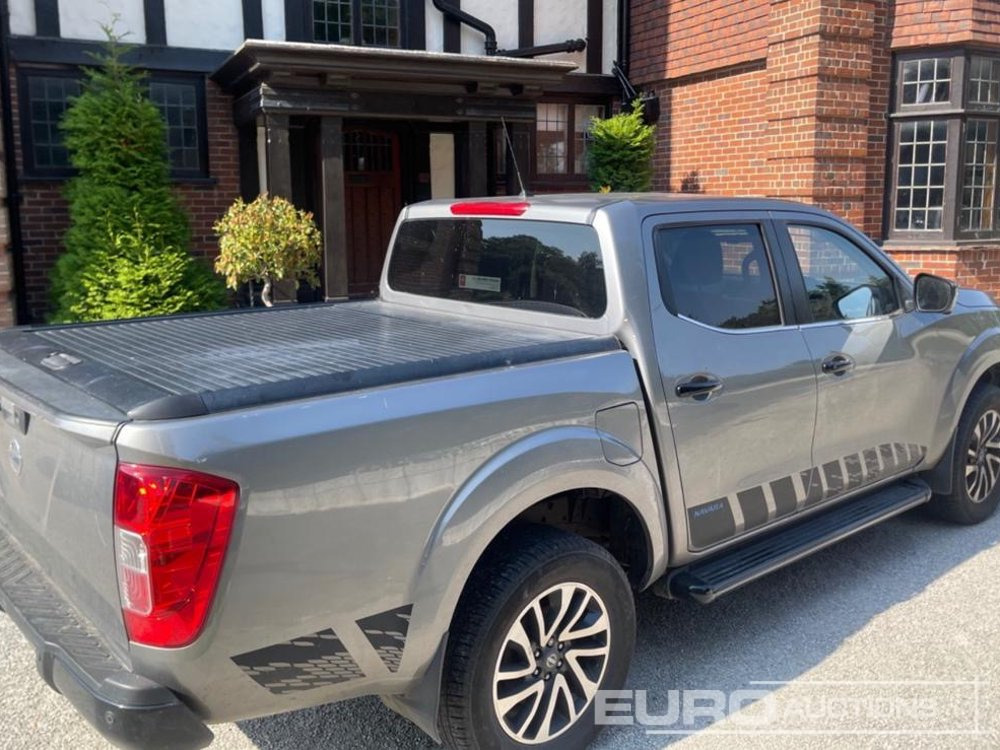2018 Nissan Navara - شاحنة البيك أب: صورة 1 2018 Nissan Navara - شاحنة البيك أب: صورة 1