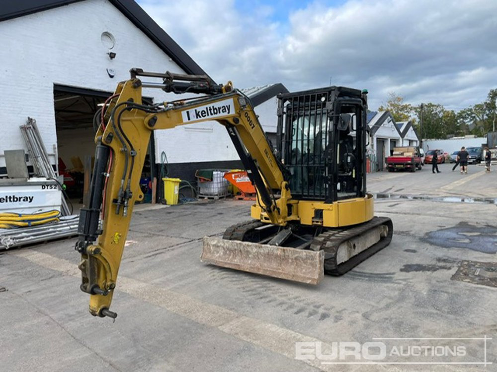 2019 CAT 305E2 - حفار صغير: صورة 1 2019 CAT 305E2 - حفار صغير: صورة 1
