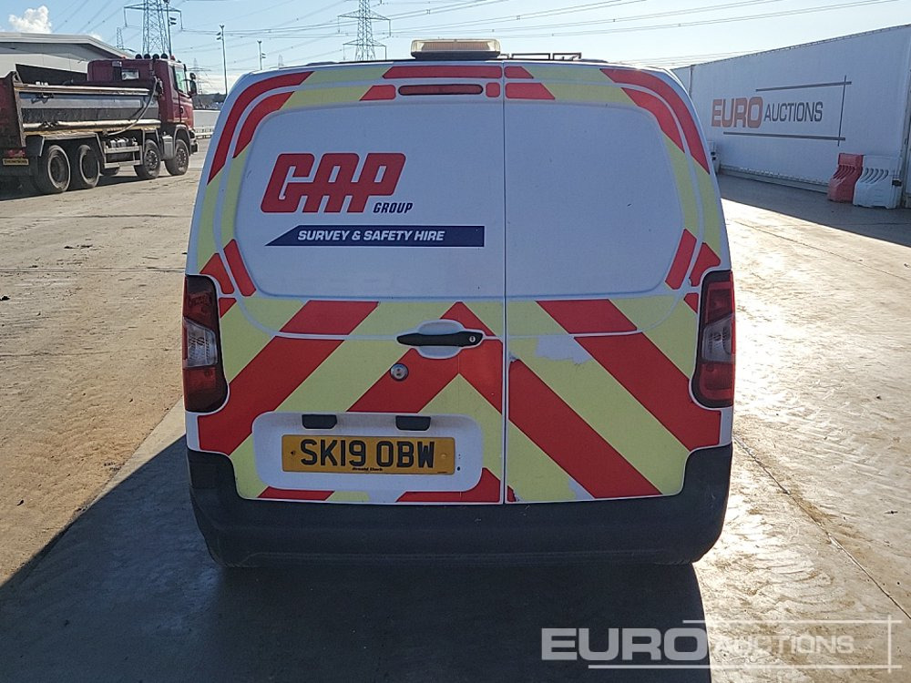 2019 Citreon Berlingo - فان المدمجة: صورة 4 2019 Citreon Berlingo - فان المدمجة: صورة 4