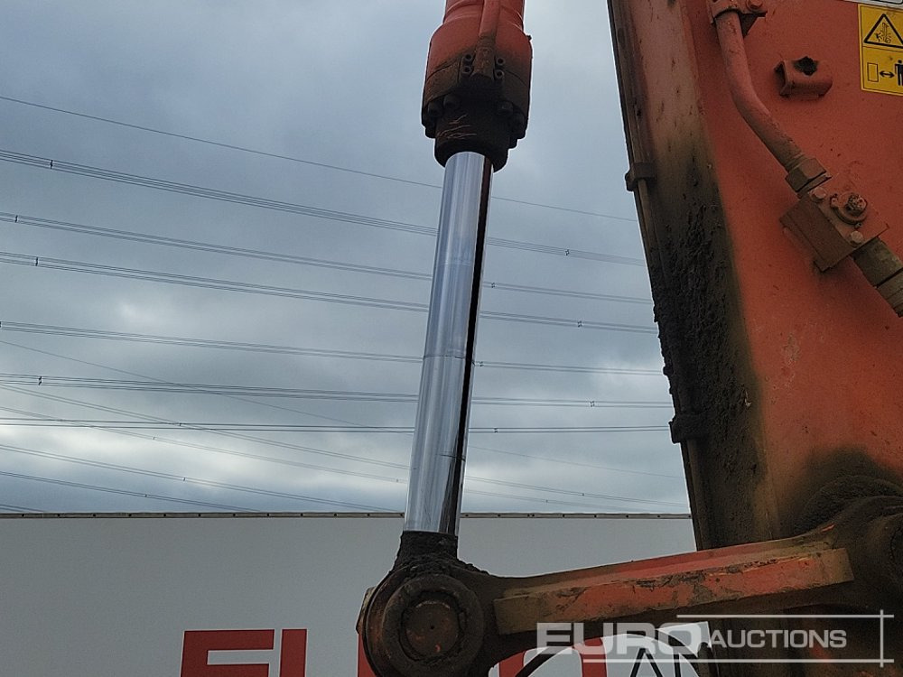 حفار زاحف 2019 Hitachi ZX225USLC-6: صورة 29