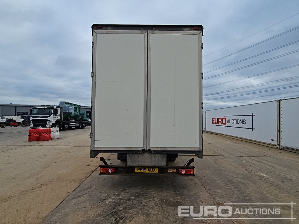 2019 Iveco Euro Cargo 75-160 - شاحنة ذات ستائر جانبية: صورة 4 2019 Iveco Euro Cargo 75-160 - شاحنة ذات ستائر جانبية: صورة 4