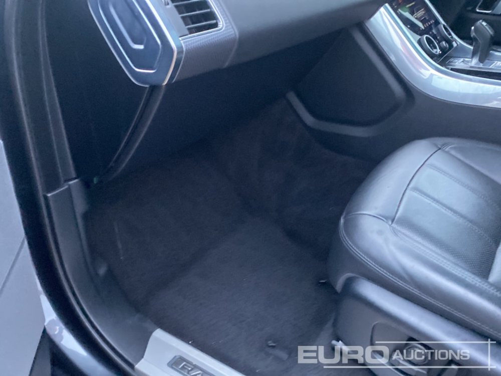 سيارة دفع رباعي 2019 Range Rover Sport: صورة 14