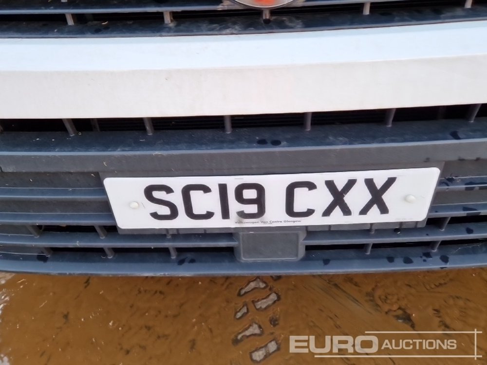 شاحنة توصيل مغلقة 2019 Volkswagen Crafter CR35: صورة 38