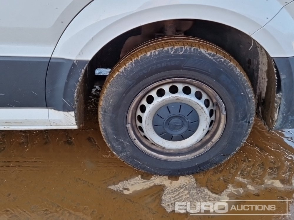 شاحنة توصيل مغلقة 2019 Volkswagen Crafter CR35: صورة 12