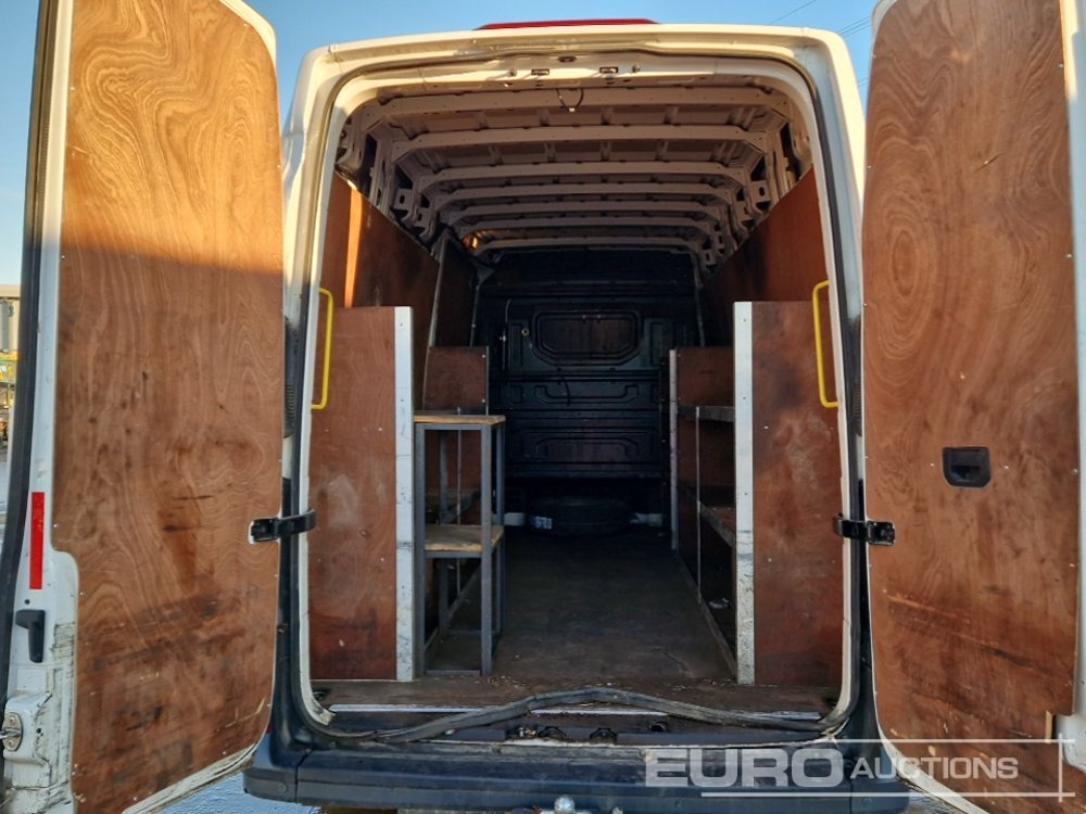 شاحنة توصيل مغلقة 2019 Volkswagen Crafter CR35: صورة 18