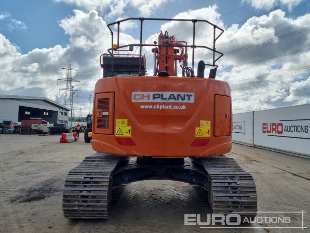 2021 Hitachi ZX225USLC-6 - حفار زاحف: صورة 4 2021 Hitachi ZX225USLC-6 - حفار زاحف: صورة 4